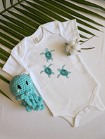 Organic Cotton Short Sleeve Baby Onesie with Baby Sea Turtle Design | Eco-Friendly Newborn Outfit | Ocean-Themed Baby Shower Gift